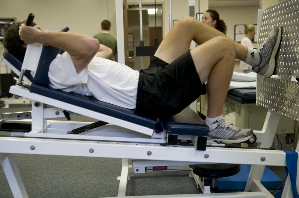 Exercises after arthroscopic knee surgery Dr. David Geier Sports